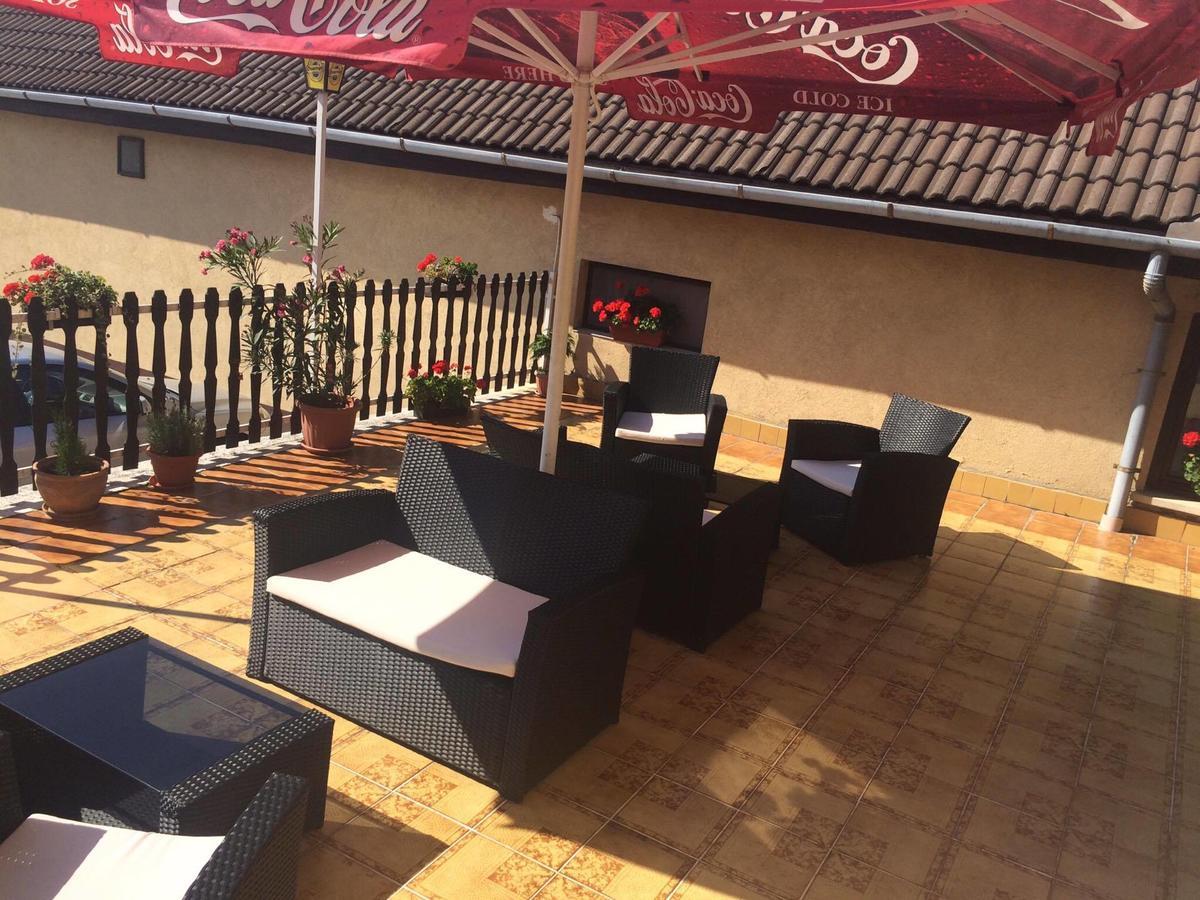 Teke Panzio Bed & Breakfast Kormend Luaran gambar